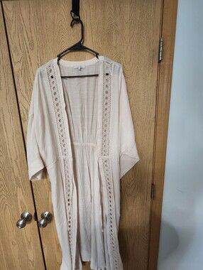Love Tree Cream Open-Front Kimono Cardigan